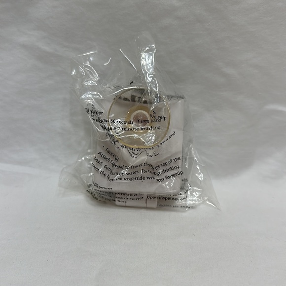 Chi-Fil-A, Complete dental set of 5 - Picture 5 of 12